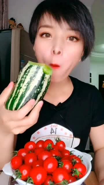 下载美食吃瓜,尽享舌尖上的快乐时光