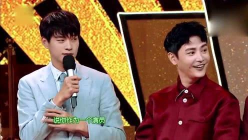 笑翻吃瓜小说,揭秘娱乐圈那些不为人知的幕后故事